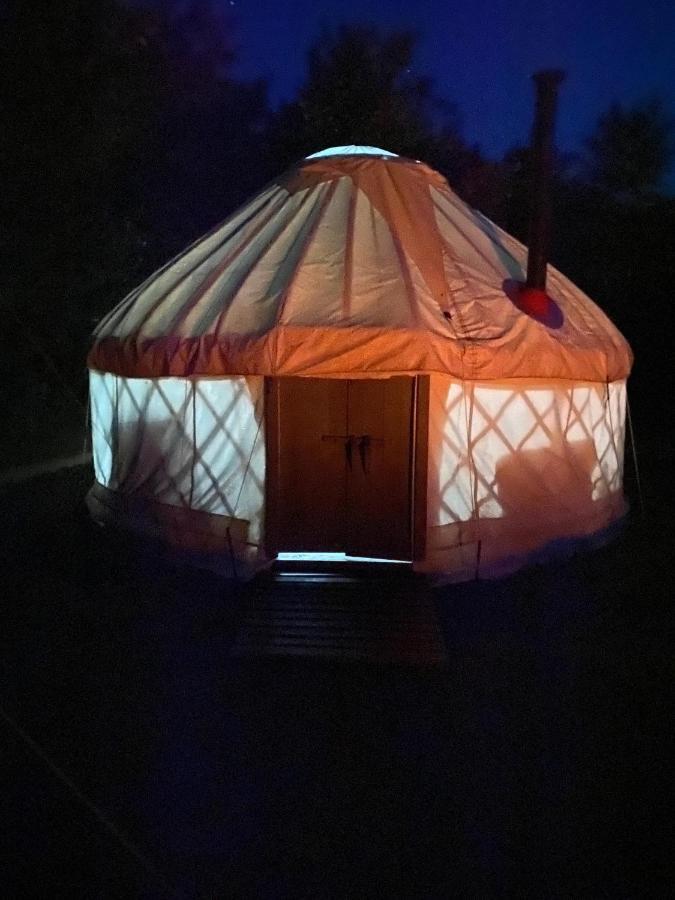 Mill Haven Place Glamping-Yurt 1 Talbenny Exterior photo