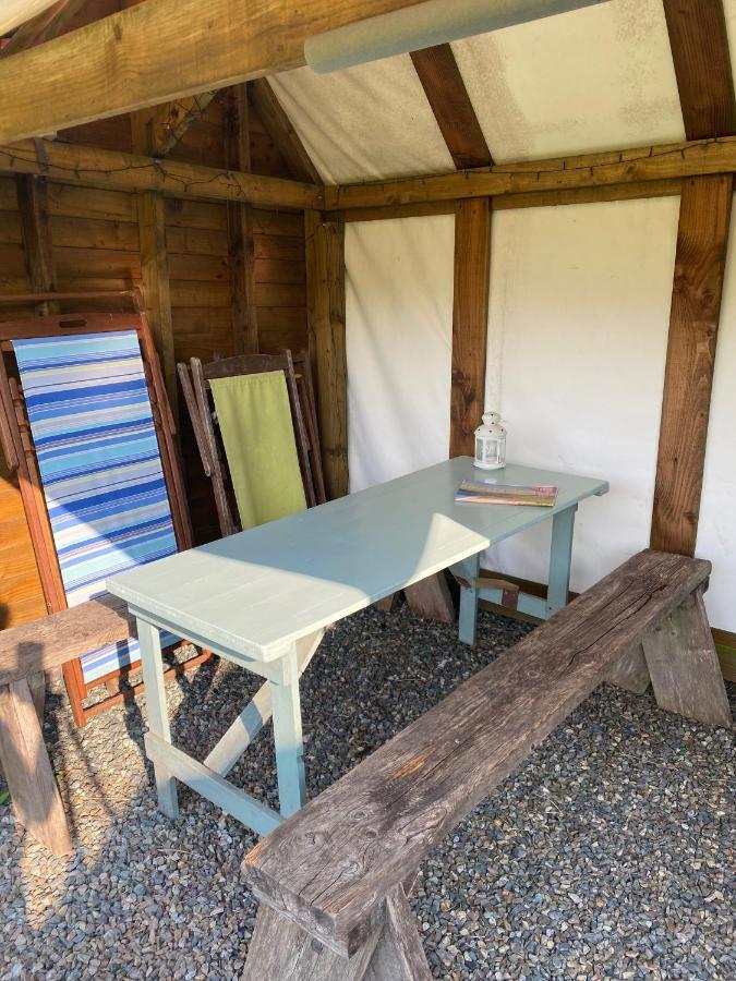 Mill Haven Place Glamping-Yurt 1 Talbenny Exterior photo